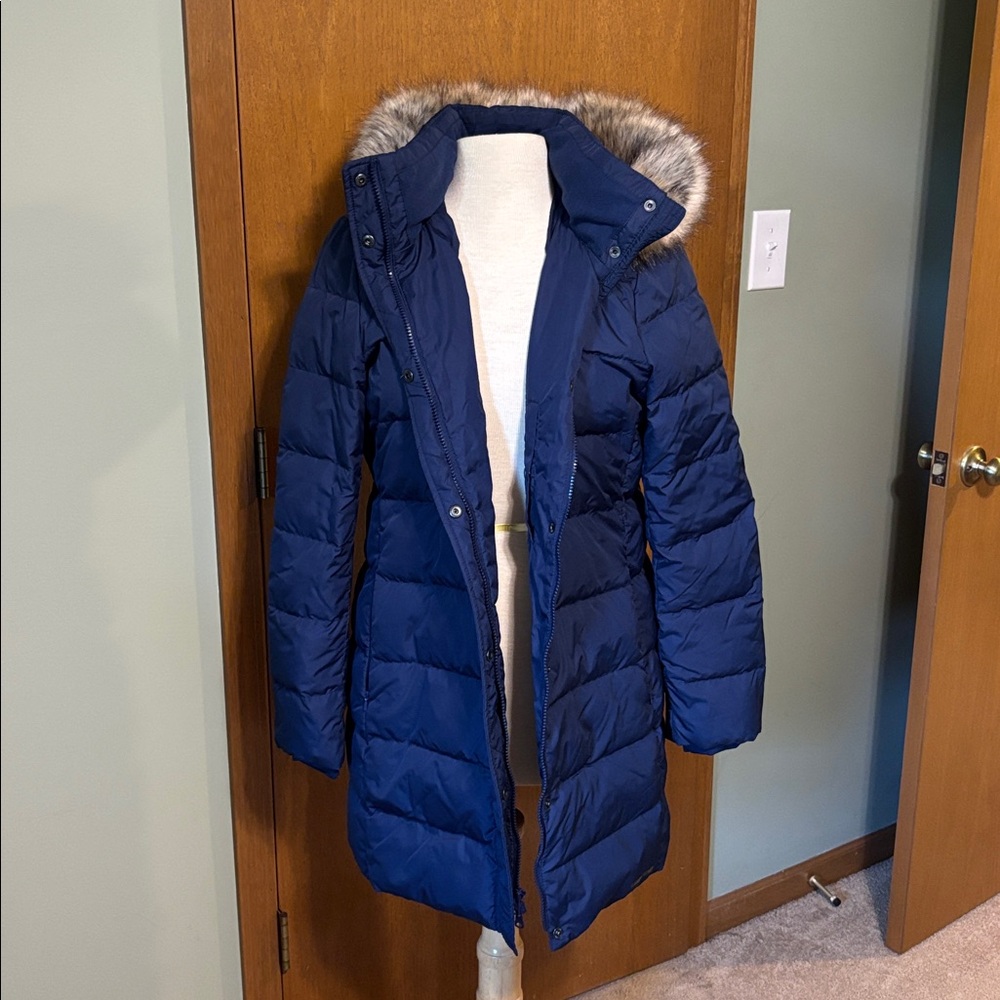 Lands' End Women's Blue Puffer Coat with Faux Fur Trim